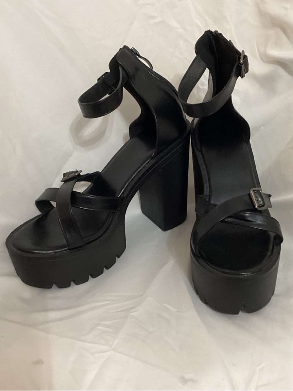 Size 9 Black Chunky Platform Heels Y2K Goth Lug Sole Sandals EU 40
